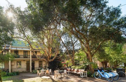 Ultimo Hostel | Lord Wolseley Hotel