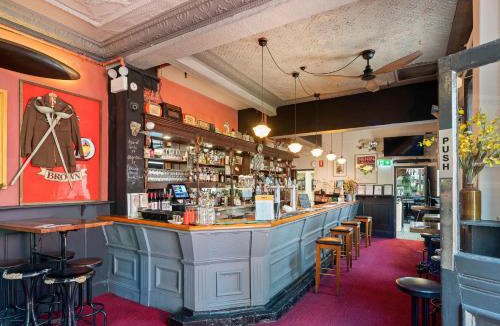 Ultimo Hostel | Lord Wolseley Hotel
