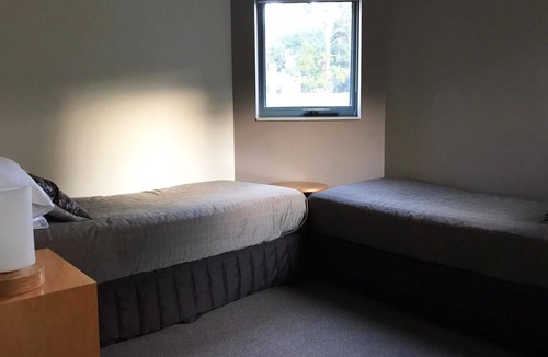 Lorne Apartment | Lorne 2 Bedroom Apartment - Premium Location and Facilities