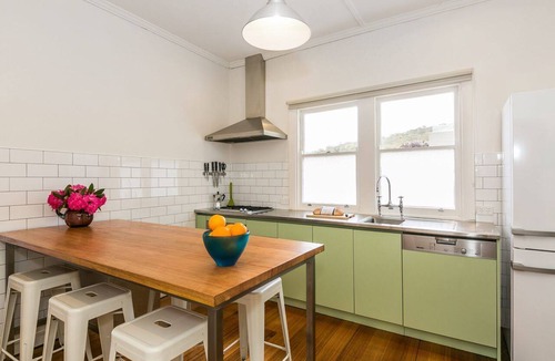 Lorne House | Lotti's Cottage