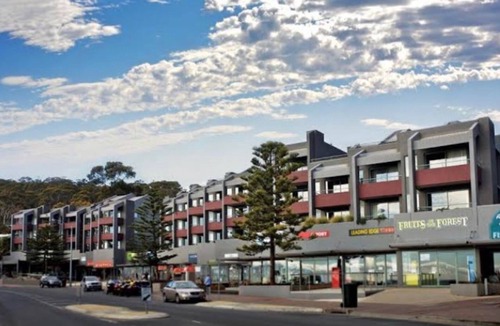 Lorne Apartment | Louttit views from The Cumberland