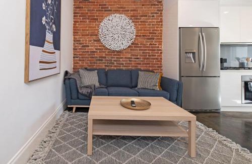 Norwood House | Lovely and Spacious 2-bedroom home in Norwood