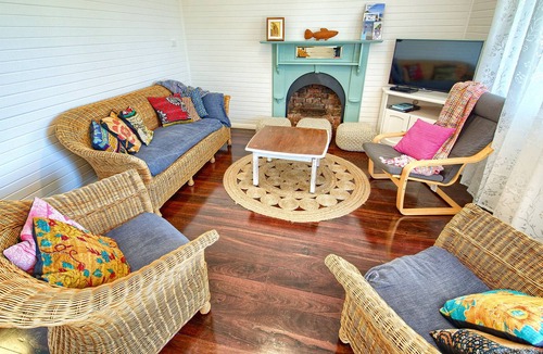Mount Melville House | Lovely outlook-walk to town