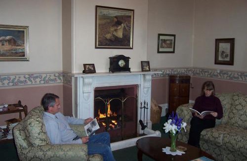 Latrobe Bed & Breakfast | Lucinda B&B
