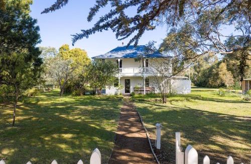 Great Bay House | Lumsden Cottage Dolls House