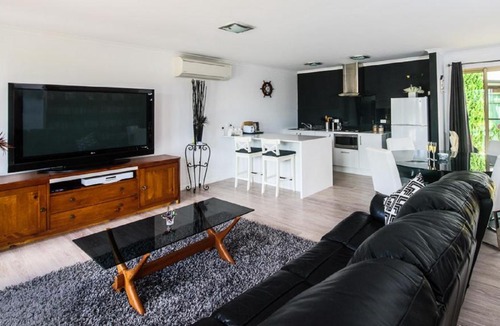 Normanville Bed & Breakfast | Lure Bed and Breakfast