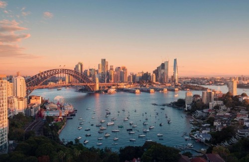Sydney Central Business District Apartment | Luxe 3 Bedroom Suite at Sydney CBD