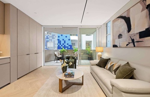 Bondi Beach Apartment | Luxe Beachside Living in the Heart of Bondi