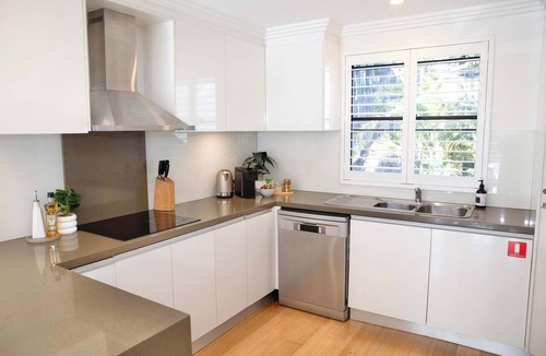 Woolloomooloo Apartment | Luxe Bright spacious, next CBD, walk to Harbour