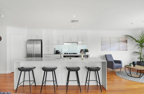 Watermans Bay House | Luxe Family Home: Walk to Beach