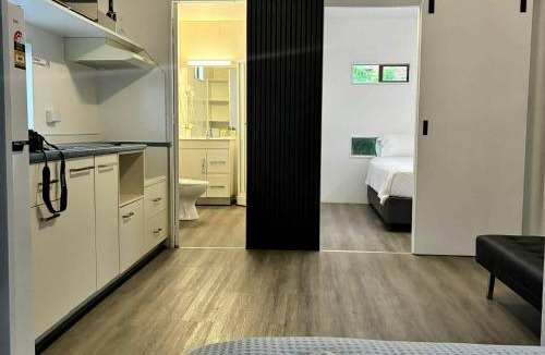 Kingswood Apartment | Luxe Farm Stay