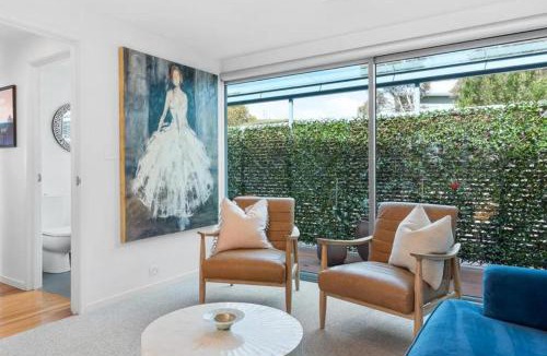 Tolmans Hill Villa | Luxe Hobart Villa - Boxwood