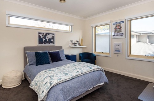 Barwon Heads House | Luxurious Coastal Magnificence Solar Heated Pool