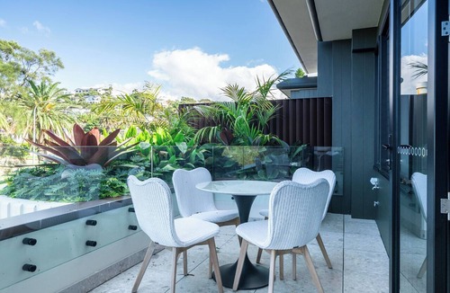 Collaroy Apartment | Luxurious penthouse-park, Golf Course, ocean views