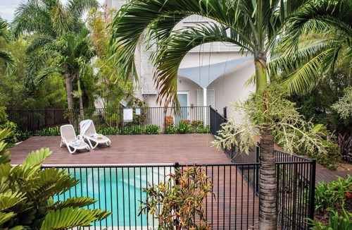 Airlie Beach Apartment | Luxury 1 bedroom apartment in Central Airlie with the best views