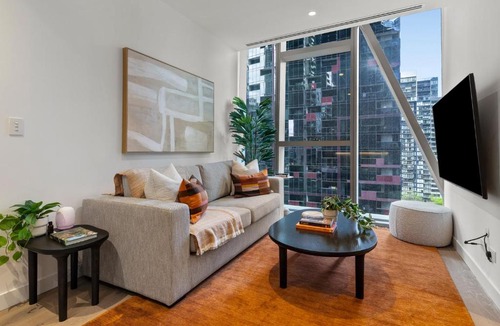 Melbourne Central Business District Apartment | Luxury 1BR Ritz Carton Precinct Resort Amenities