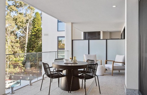 Burswood Apartment | Luxury 2 Bedroom 2 Bathroom Apartment Walk to Burswood Casino