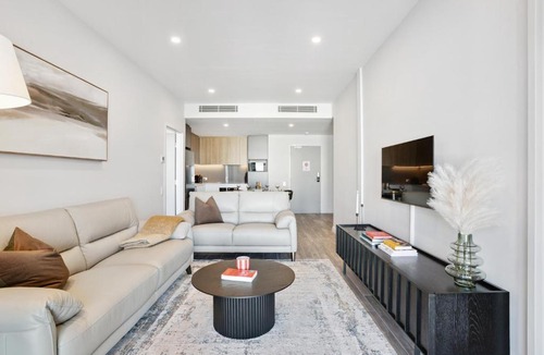 Burswood Apartment | Luxury 2 Bedroom 2 Bathroom Apartment Walk to Burswood Casino