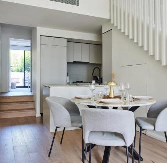 Alexandria House | Luxury 3-Bedroom Terrace in Alexandria