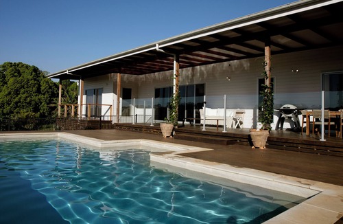 Bangalow House | Luxury Byron Hinterland Retreat | Panoramic Vistas from Pool, Gardens & Home