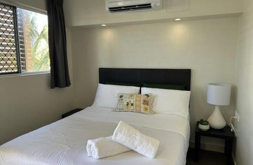 Emu Park Apartment | Luxury Coastal Escape at Endeavor Inn - Emu Park