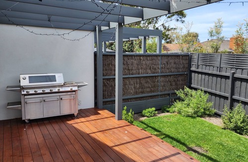Mornington House | Luxury Coastal Townhouse Mornington