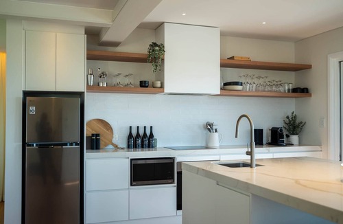 Willow Vale Villa | Luxury Coastal Vineyard Escape | The Canopy | Crooked River Estate