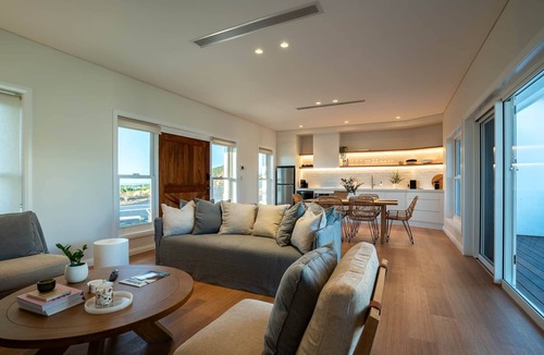 Willow Vale Villa | Luxury Coastal Vineyard Escape | Fig View | Crooked River Estate