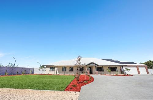 Gabbadah Bed & Breakfast | Luxury Family Escape Near Moore River