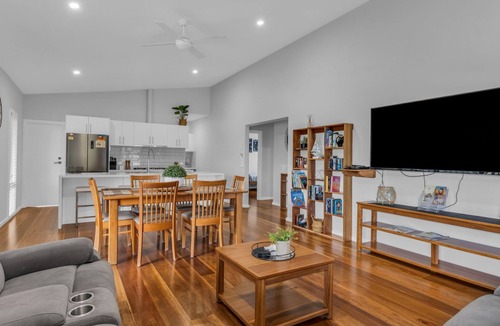 Mallacoota House | Luxury Family Home @ 29 Mirrabooka Road