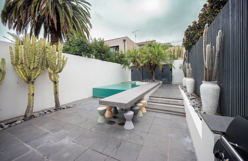 South Melbourne House | Luxury oasis in the middle of Albert Park