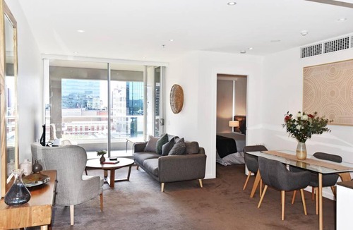 Adelaide Central Business District Apartment | Luxury Overlooking Hindmarsh Sq with Pool & Gym