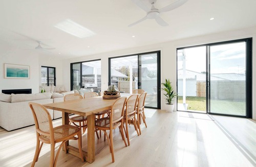 Torquay House | Luxury Torquay Haven - Walk everywhere