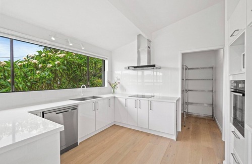 Wagstaffe House | Luxury Villas Wagstaffe Waterfront Retreat - NEW listing, summer special