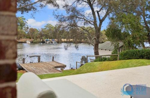North Yunderup House | Luxury Waterfront Living in North Yunderup