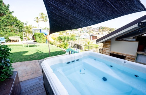 Burraneer Apartment | Luxury Waterfront Penthouse in Cronulla