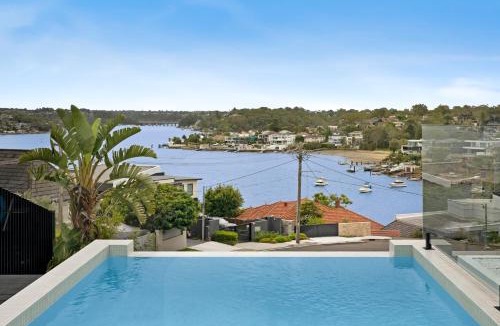 Kyle Bay House | Luxury Waterside Home Sanctuary