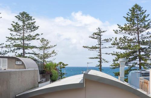 Dee Why Apartment | MadeComfy Trendy Apartment on Dee Why Beach