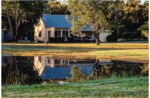 Lovedale House | Madigan Cottages | Australiana Cottage