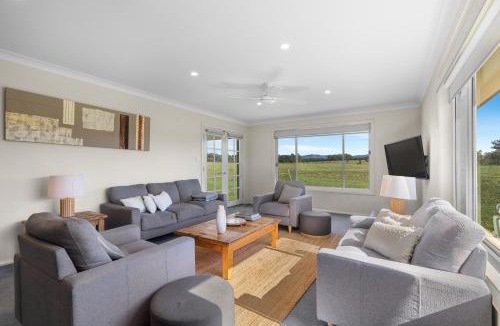 Lovedale House | Madigan Cottages | Homestead Cottage