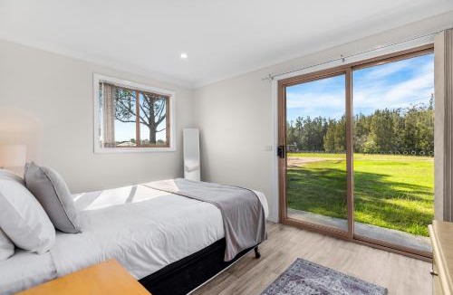 Lovedale House | Madigan Cottages - The Barn Pet Friendly