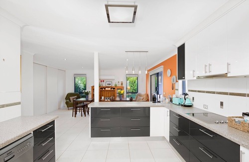 Penguin House | Madsen Retreat
