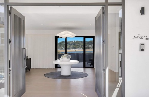 North Avoca House | Maggie's - Luxury Beach House | Accom Holidays