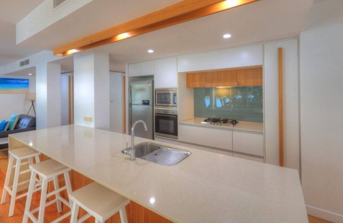 Horseshoe Bay Apartment | Maggies Beachfront Apt. 3