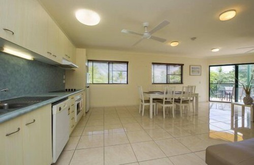 Horseshoe Bay Apartment | Magnetic Sunsets Resort