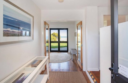 Gracetown House | Magnificent Bay and Ocean Views, Gracetown