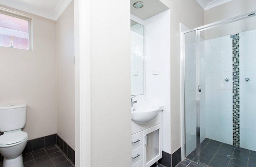 Fingal Bay House | Magnolias – walk to beach