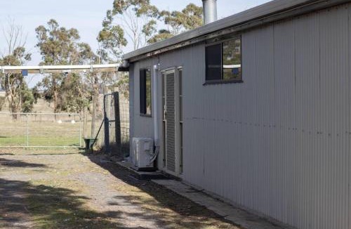 Magpie House | Magpie Country Retreat- 15 Mins to CBD