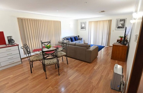 Aldinga Beach House | Magpies Nest - Private Guest House - Nature