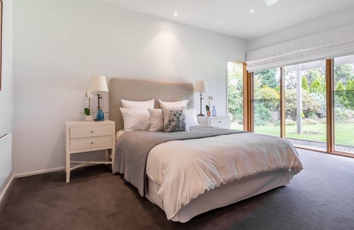 Main Ridge House | Main Ridge Valley Views